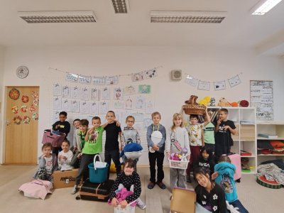 Den bez aktovek 1.10.2025